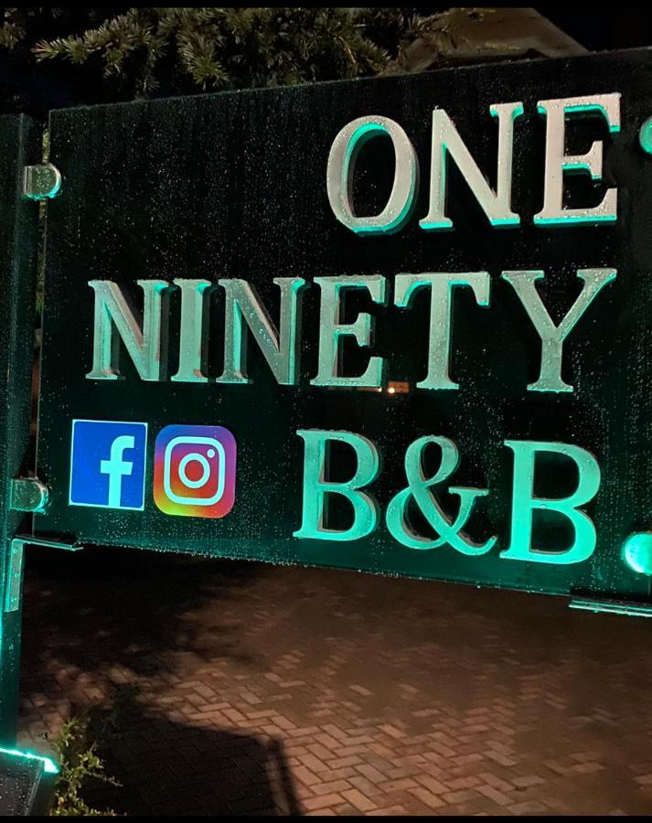 One Ninety Boutique Accommodation 번햄언씨 외부 사진