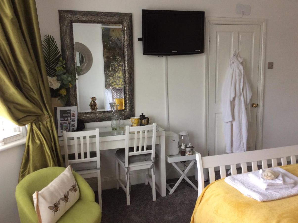 One Ninety Boutique Accommodation 번햄언씨 외부 사진